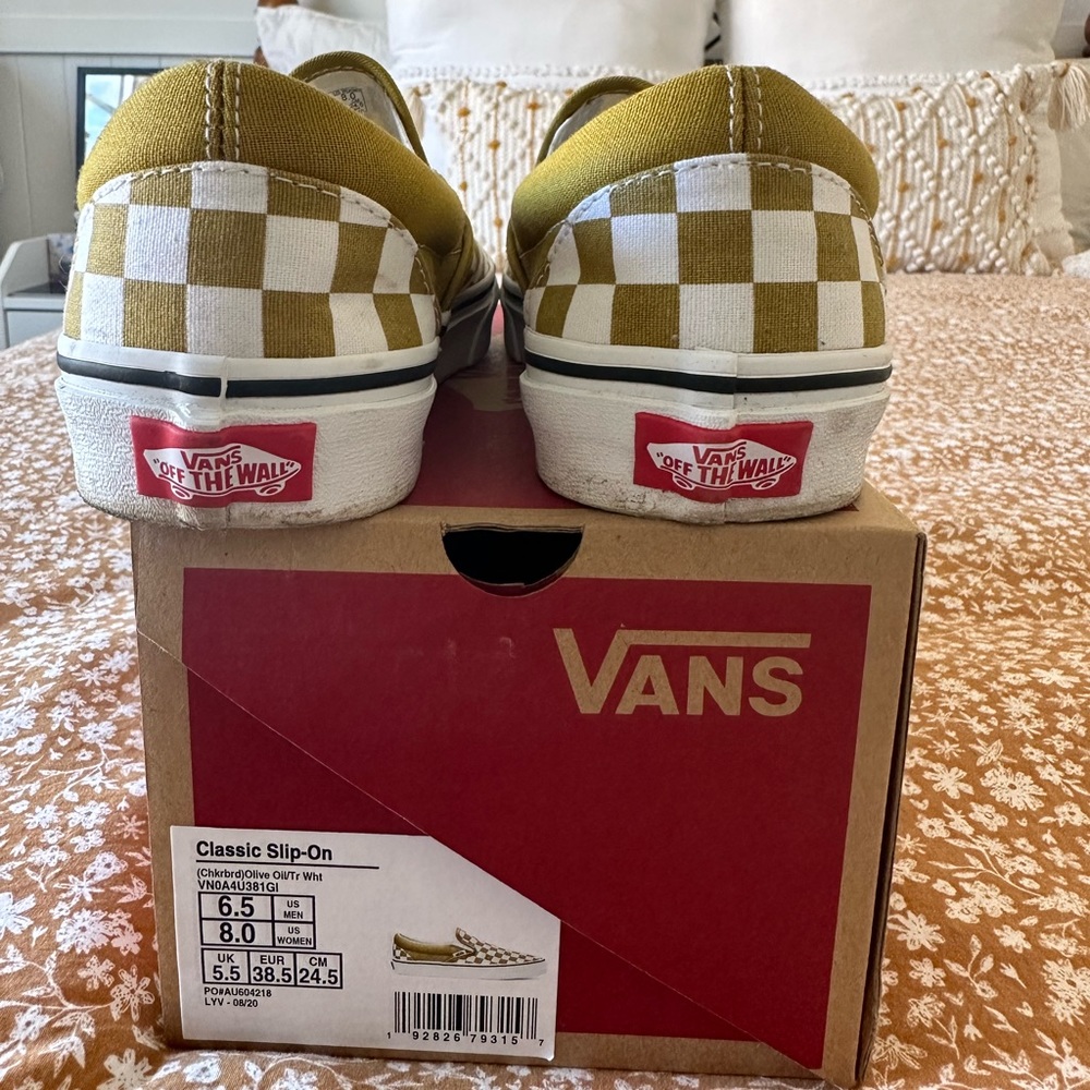 VANS Olive Classic Slip Ons Womens - Picture 4 of 9